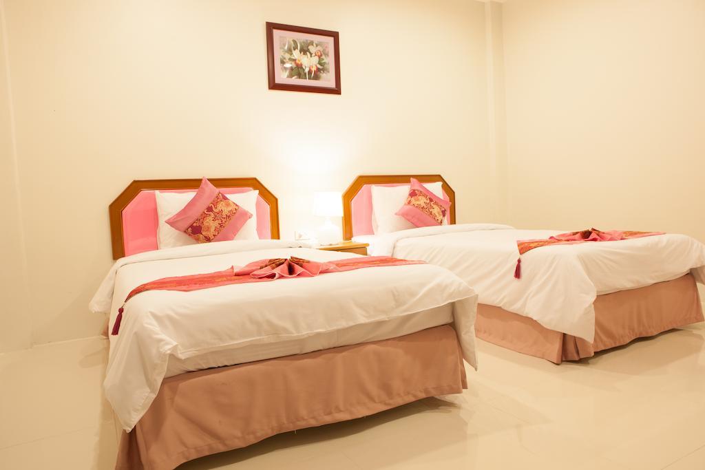 Phuket Airport Inn Ban Bo Han Buitenkant foto